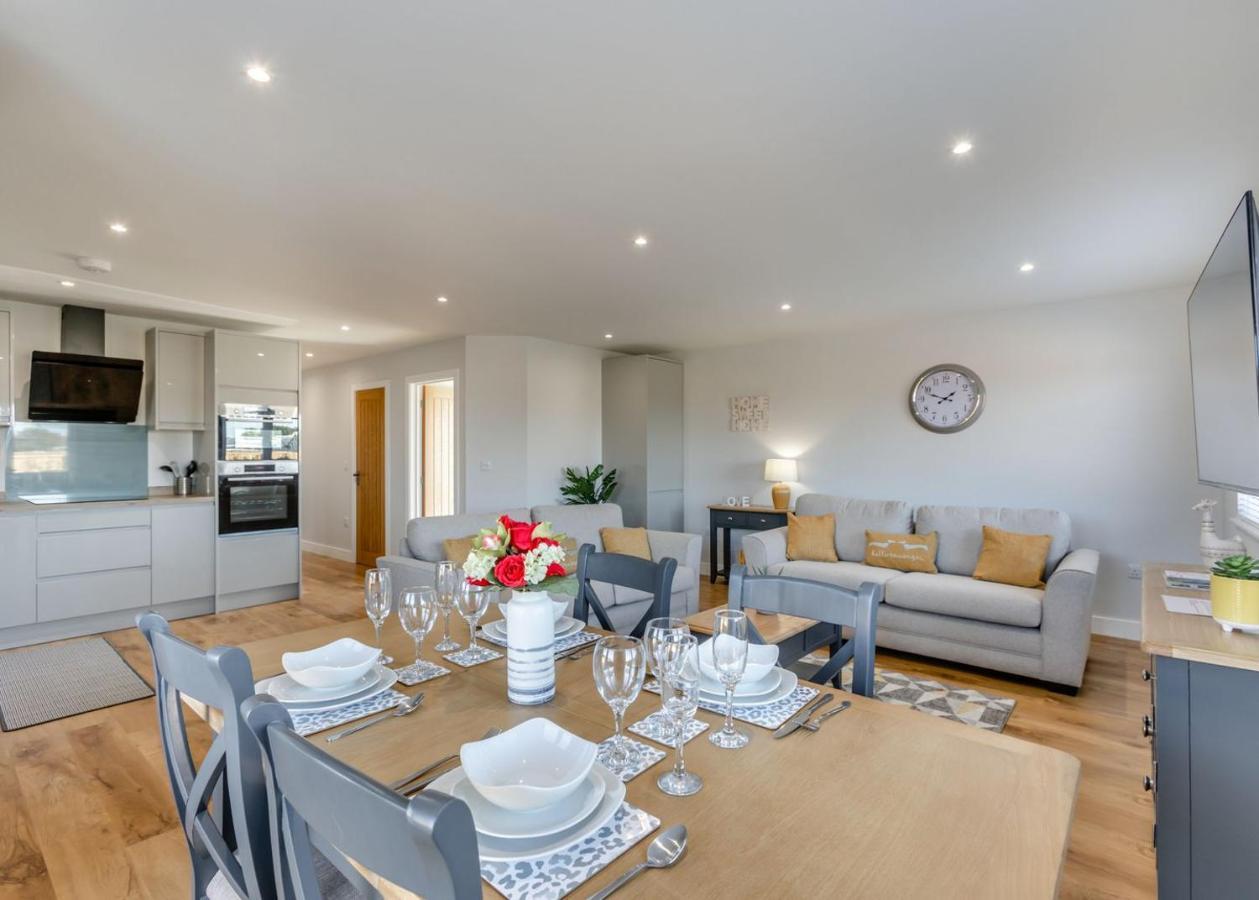 Cotswold Gateway Escape Hotel Offenham Kültér fotó